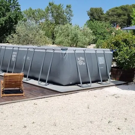 Karoca Apartmán *