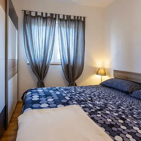 Apartman Karoca Póla